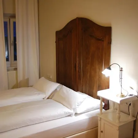 Gut Staudham Und Events Hotell *